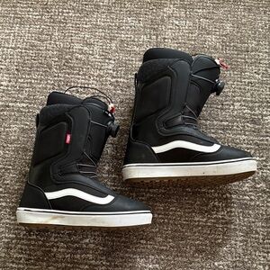 Vans Aura OG Black Snowboard Boots
